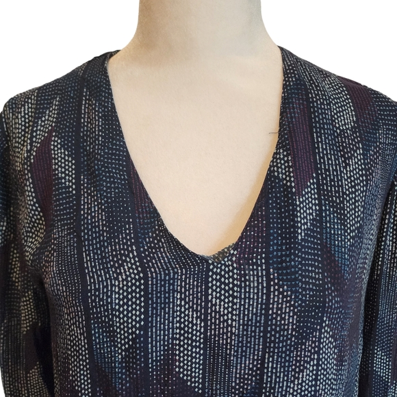 NEW Anthropologie | Cloth & Stone Dotted Herringbone V-Neck Pull Over Blouse - Picture 4 of 13
